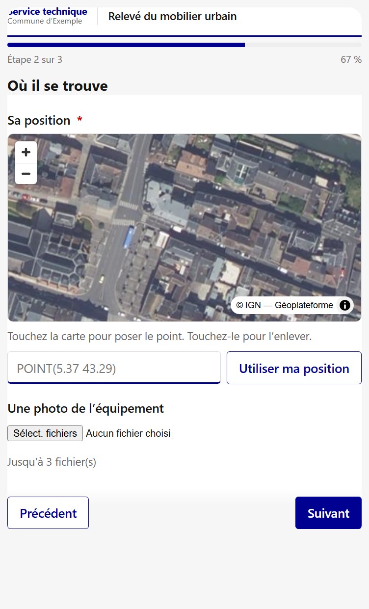 Le fond photographique de l’IGN, le point au doigt, et la photo dans la foulée.
